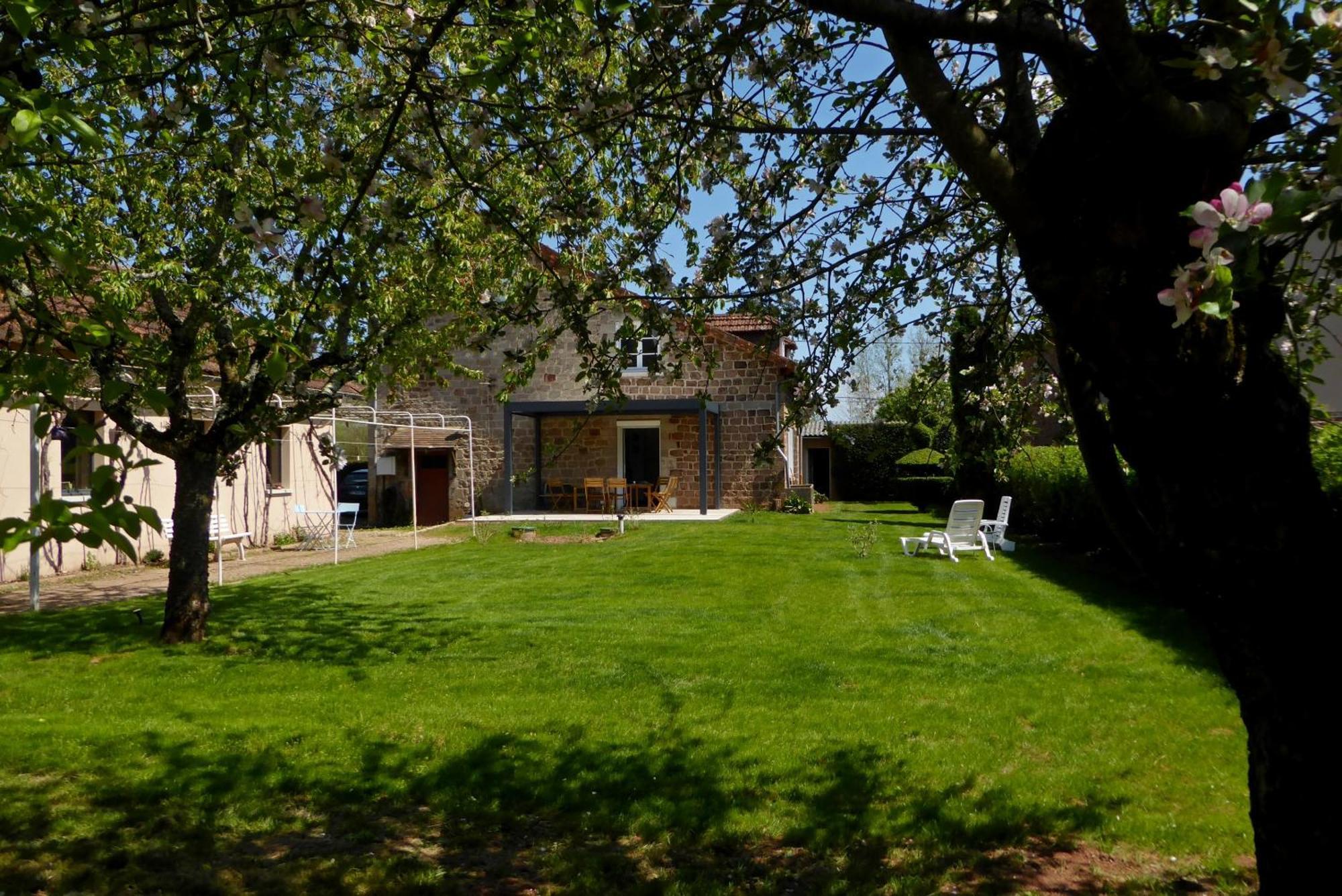 L'Oustal Des Bons Vivants Conques-en-Rouergue Exterior foto